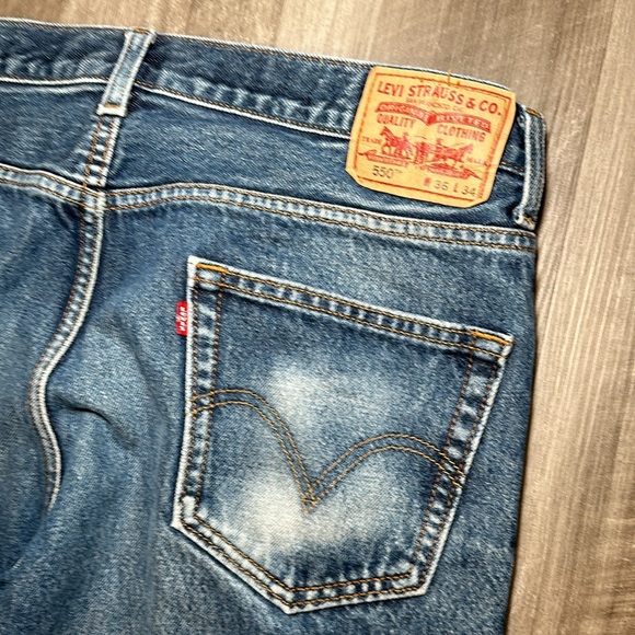 Levi’s 550 Relaxed Fit Jeans - 36x34 - Picture 5 of 9
